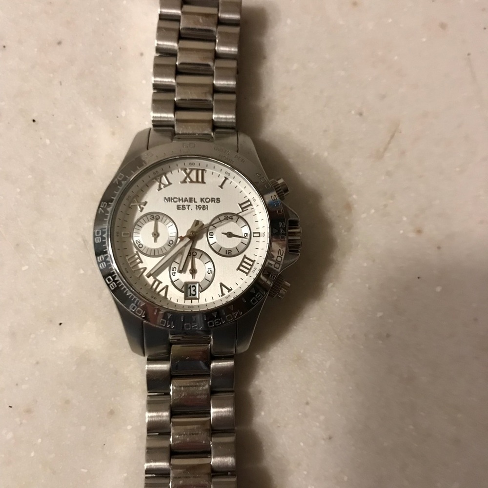 MICHAEL KORS